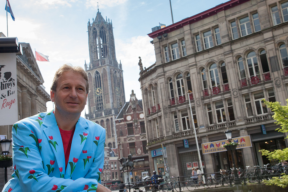 Let us show you the canals and the Dom tower in Utrecht!