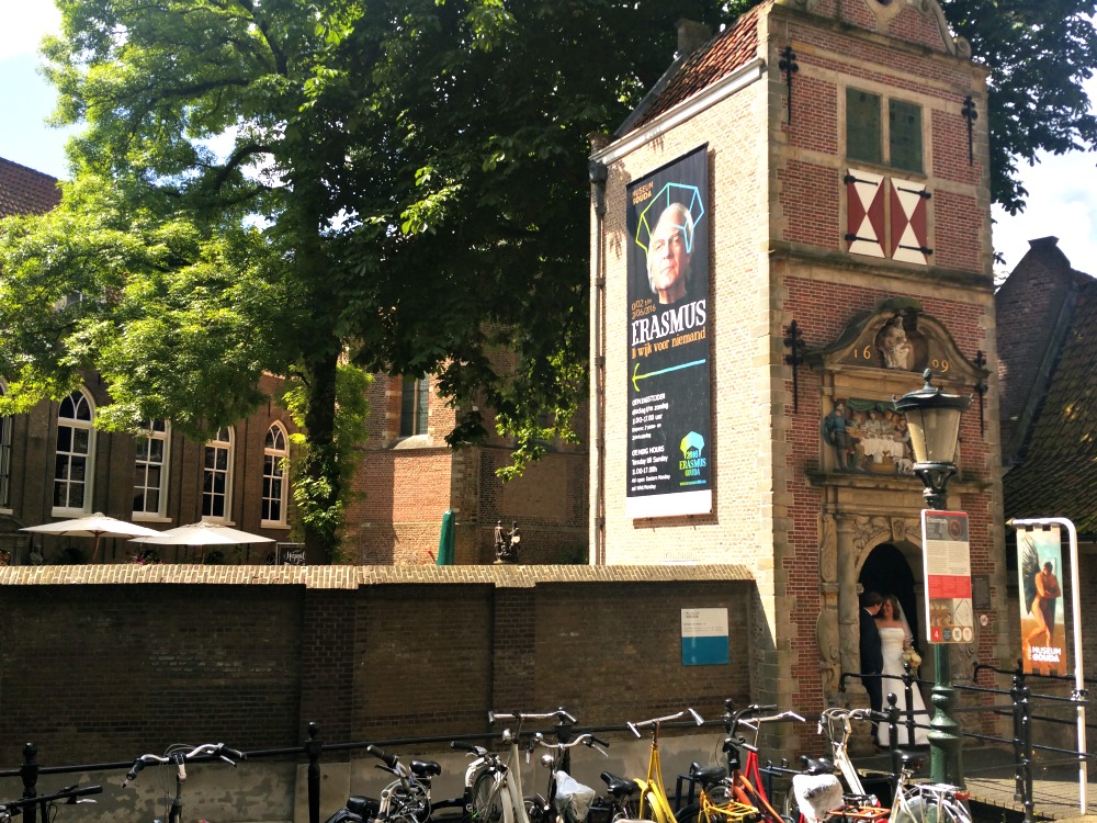 Entrance to Gouda museum. Also popular for wedding pictures